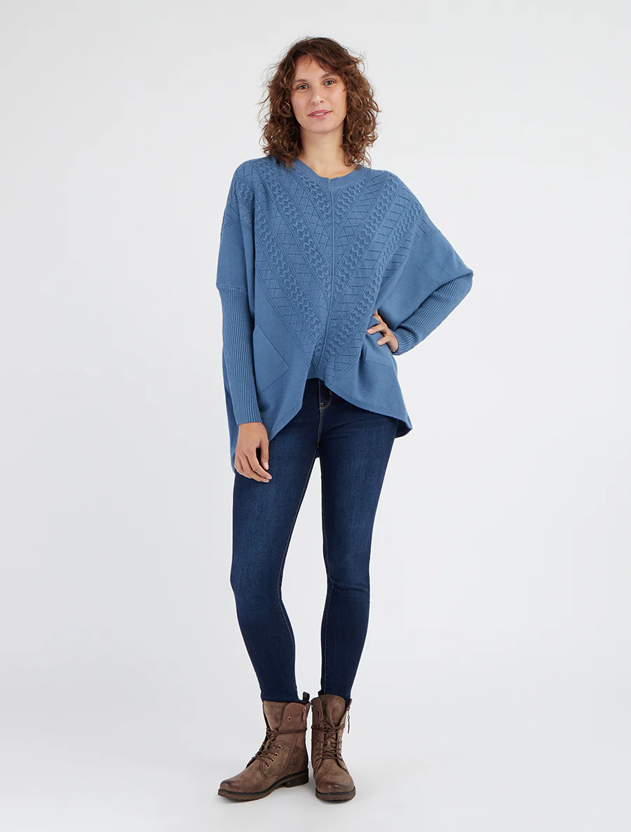 Asymmetrische poncho met lange mouwen en zakken - Blauw - Image 5