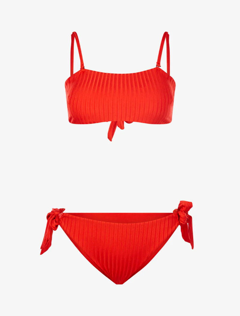 Geribde bikinitop - rood