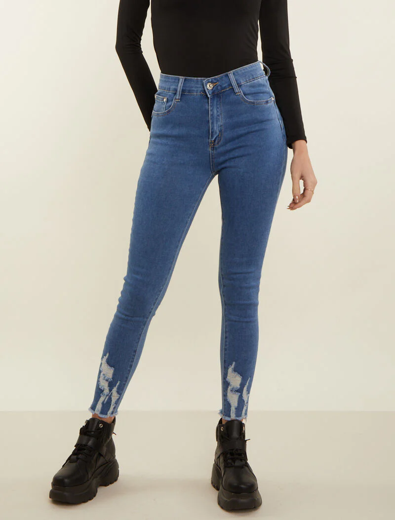 Jean met kapotte voorkanten - blauw denim