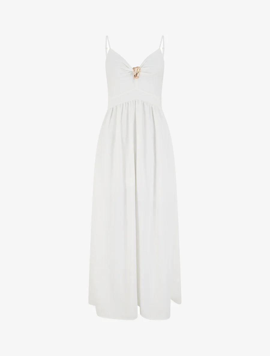 Lange effen jurk met V-hals en sieraden. - Wit
