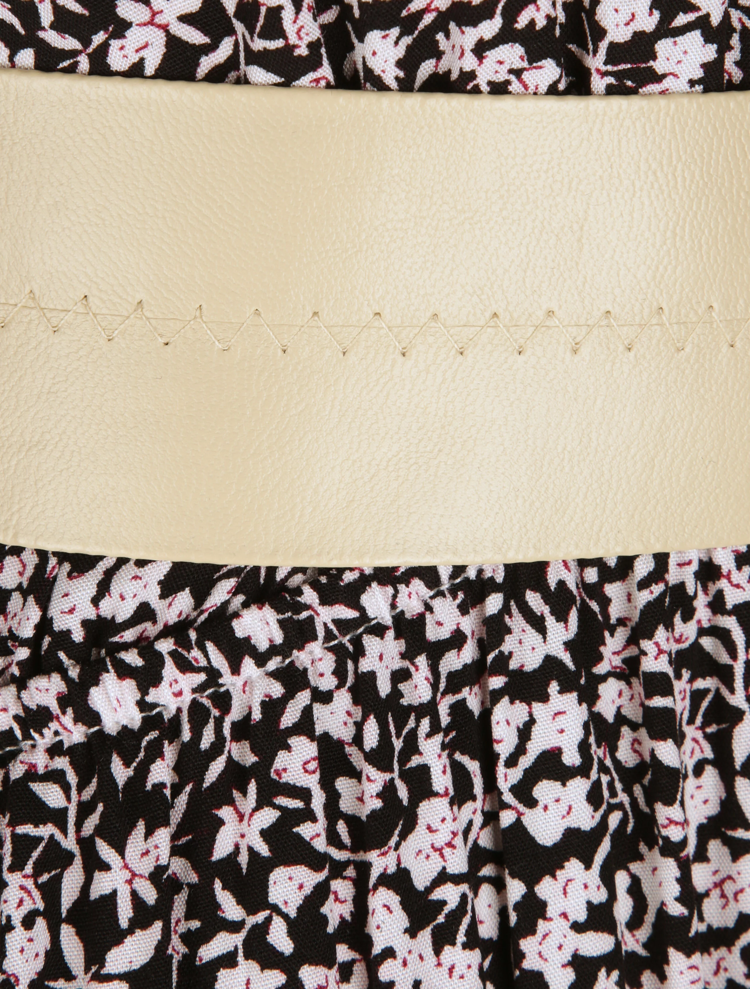 Lange jurk met kraag met tule detail - Zwart - Image 3