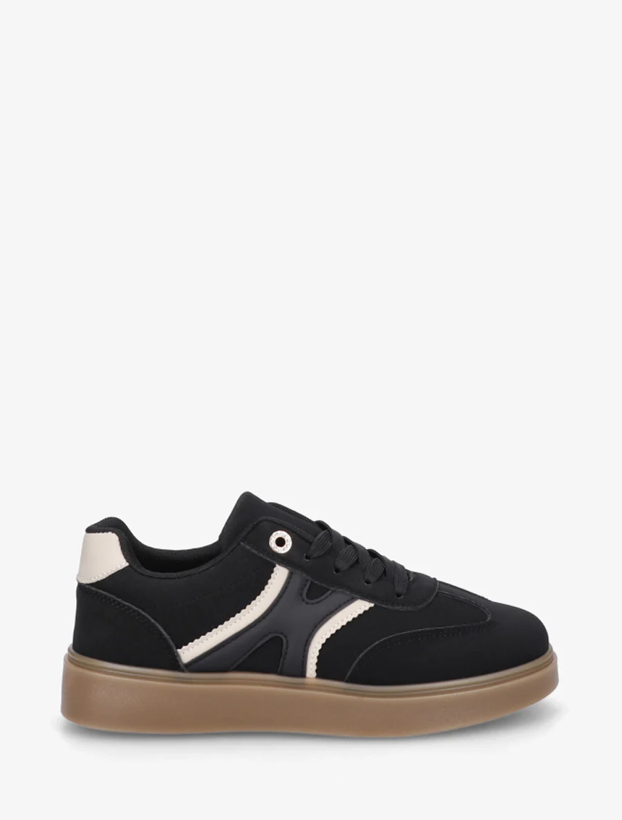 Nubuck-effect sneakers met gestanste oogjes - Zwart