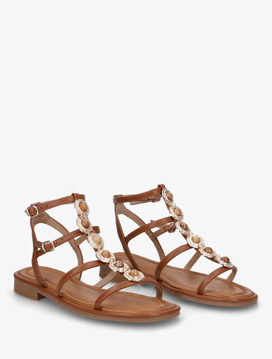 Sandaaltjes in gladiatorstijl van imitatieleer met sieraden. - Kameel - Image 4