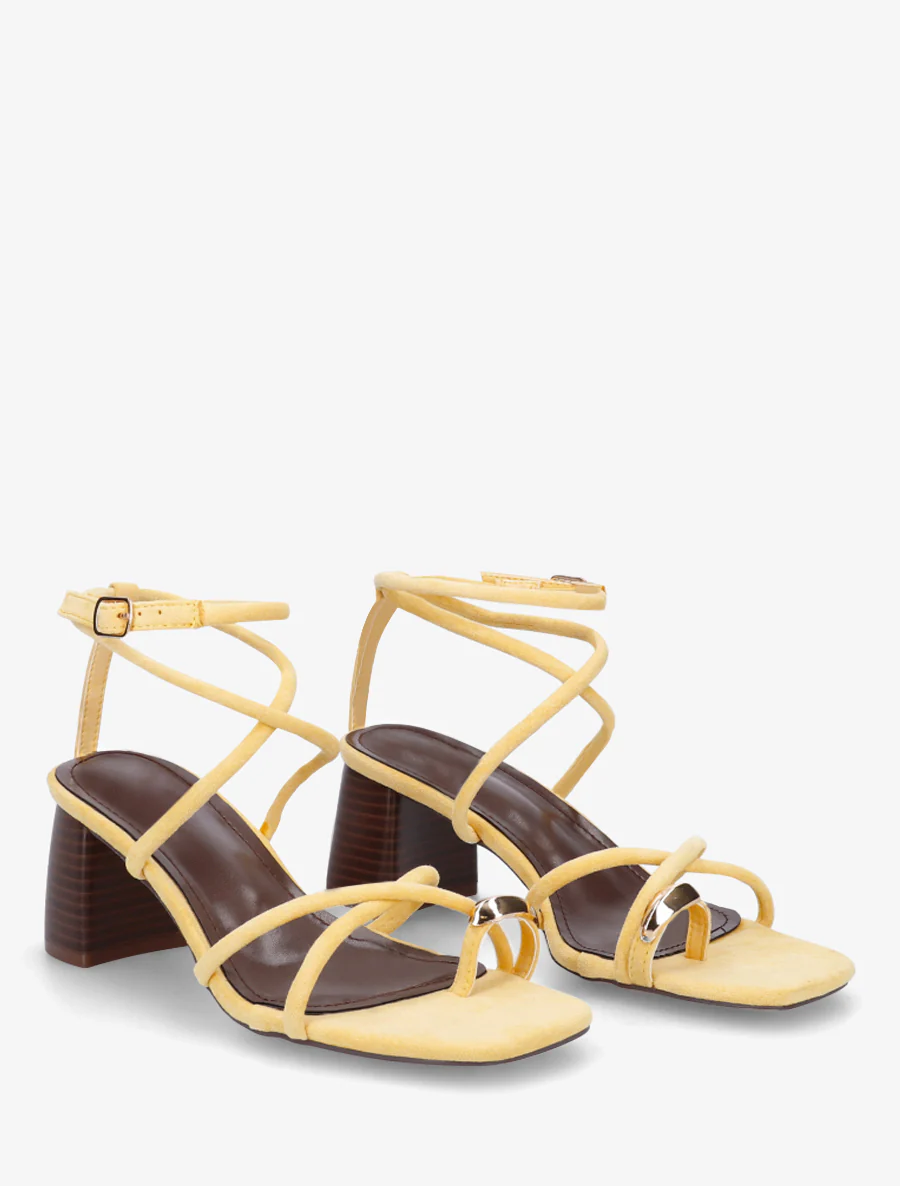 Sandalen met fijne bandjes en metalen inzetstuk - Geel - Image 4