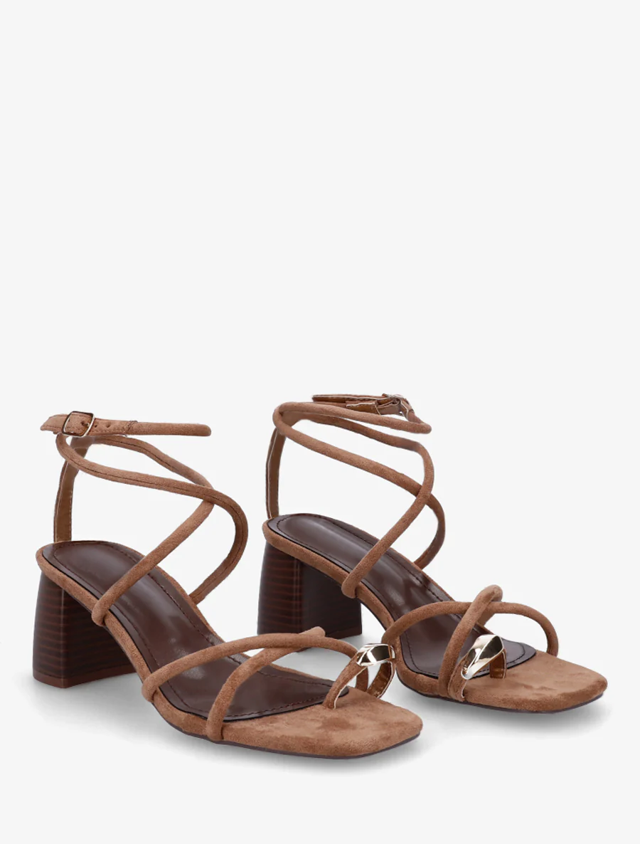 Sandalen met fijne bandjes en metalen inzetstuk - Kameel - Image 4