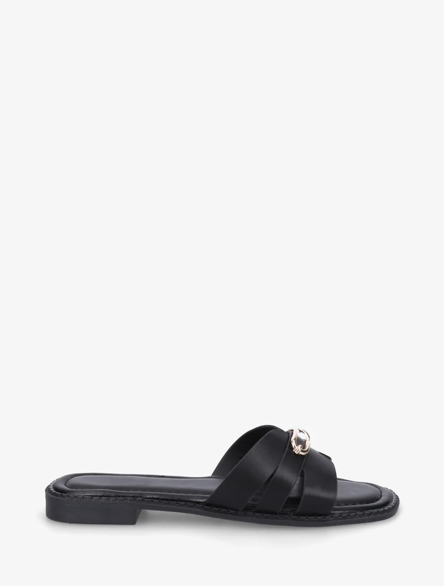 Slippers van imitatieleer met metalen inzetstuk - Zwart