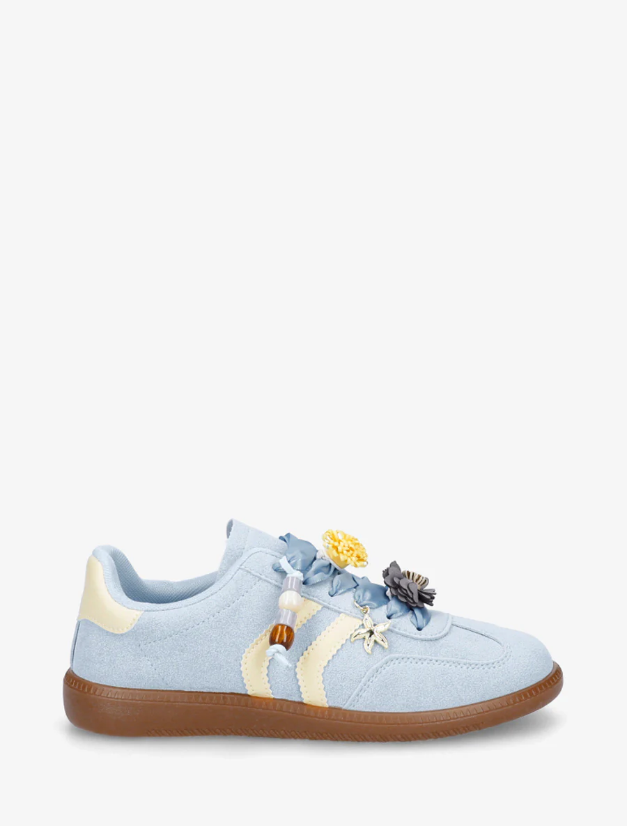 Sneakers met bloemeninzetstukken en contrasterende strepen - Lichtblauw