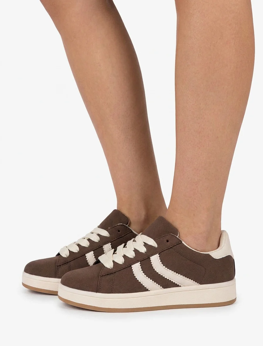 Sneakers van nubuckeffect met gekartelde banden - Bruin - Image 5