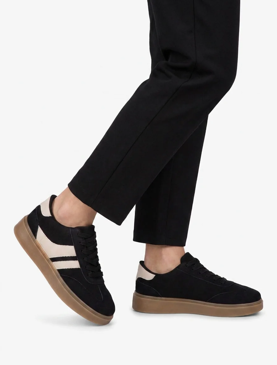 Suède sneakers met imitatieleren strepen - Zwart - Image 5
