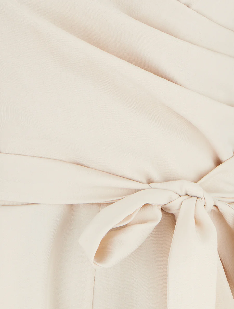 Vloeiende jumpsuit met fijne bandjes - Beige - Image 3