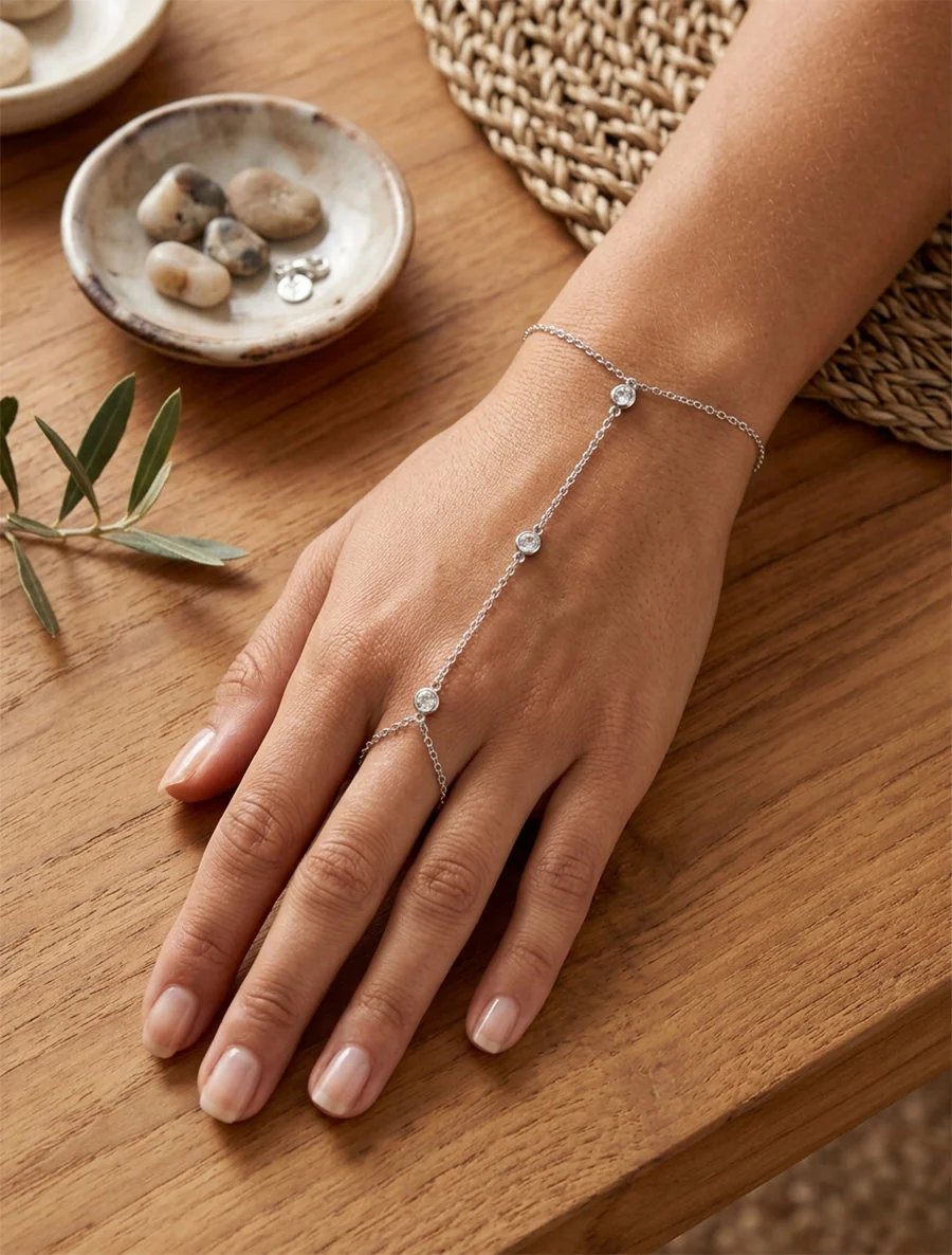 Witte zirkonia handketting - Geld